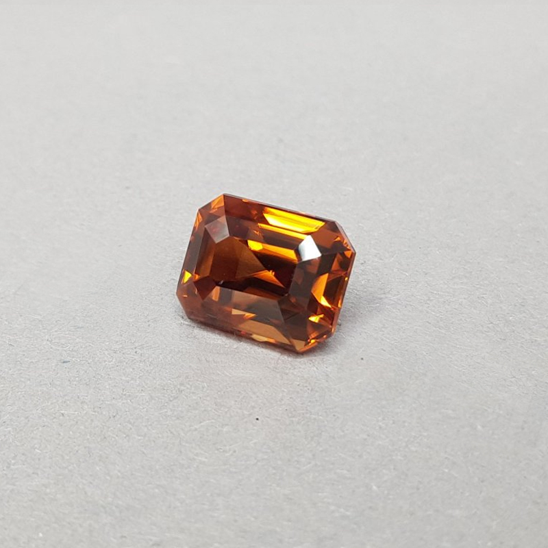 11.00 ct Brown Zircon 11.00 ct Brown Zircon